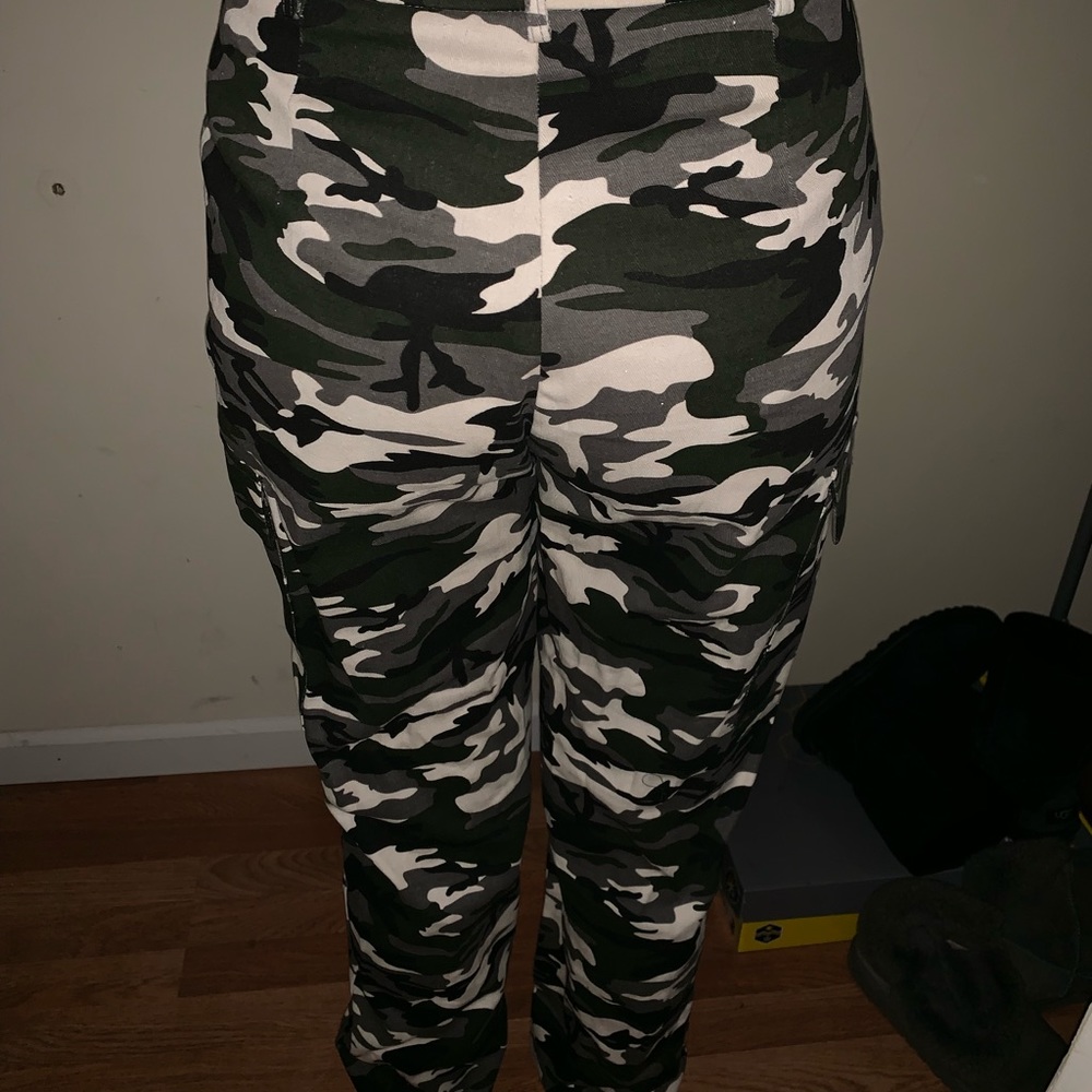 Plt